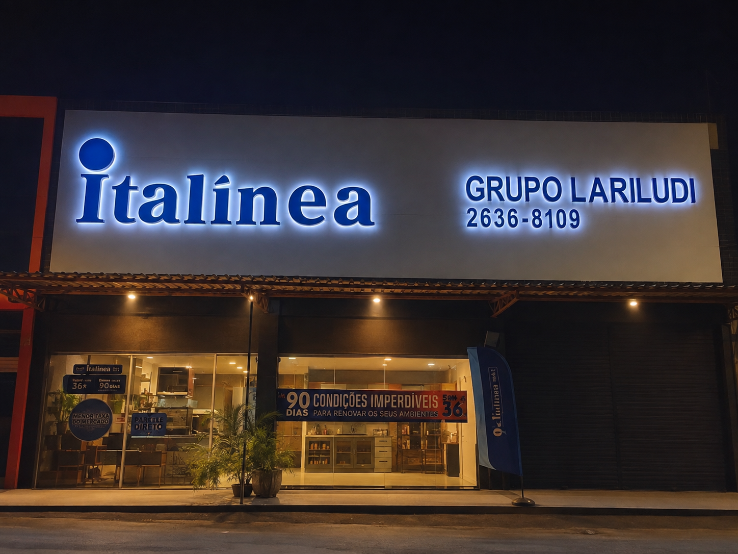 Fachada da loja Italínea Lariludi em Itaipuaçu / Maricá à noite